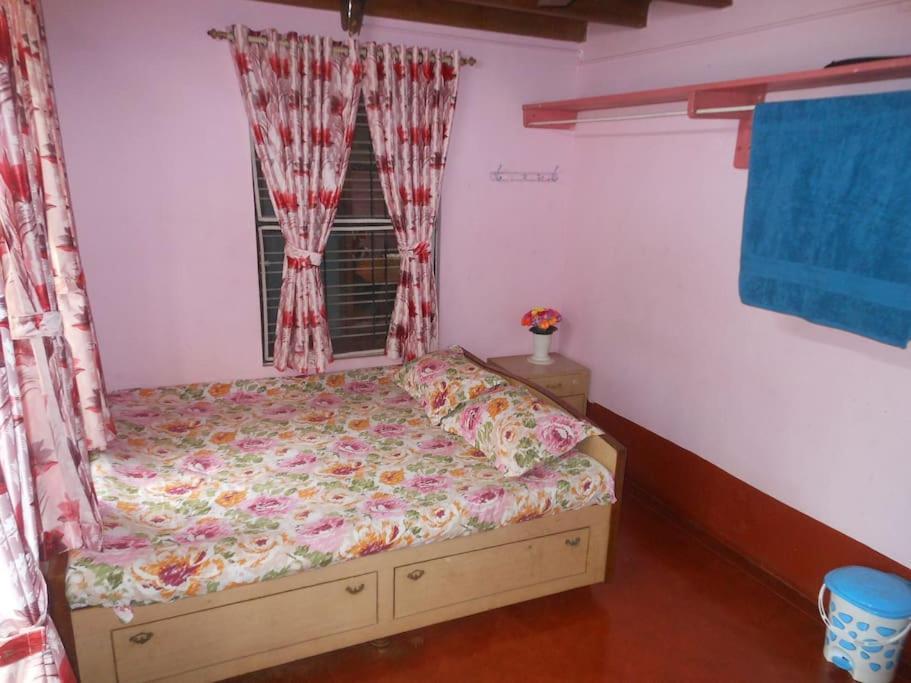 Runnin Airport - Homestay Gurpur Exterior photo