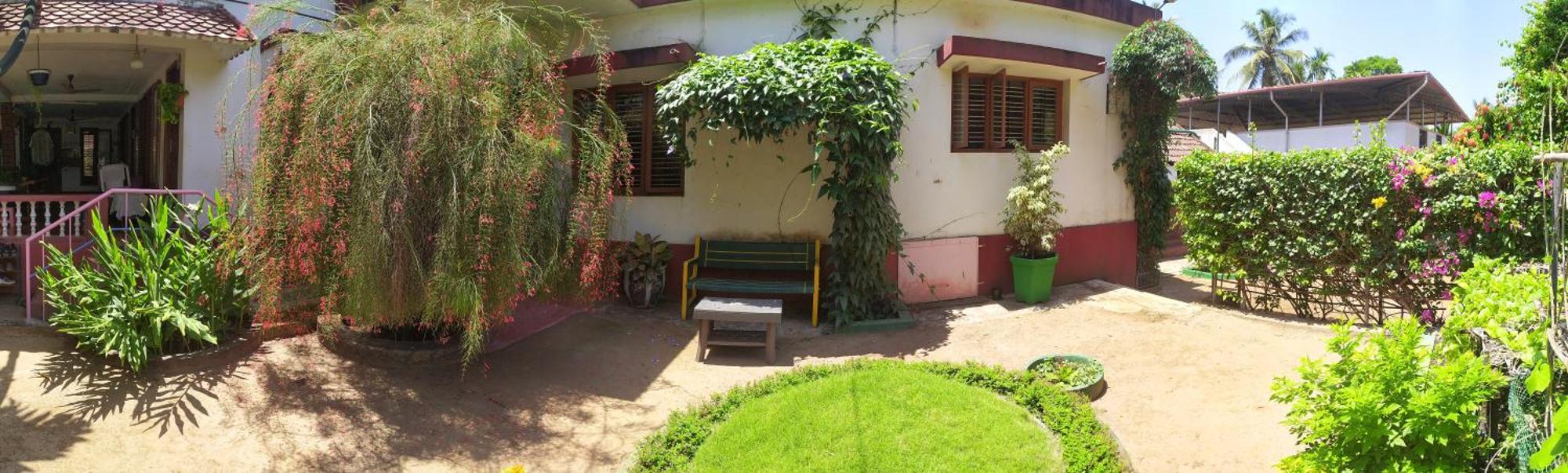 Runnin Airport - Homestay Gurpur Exterior photo