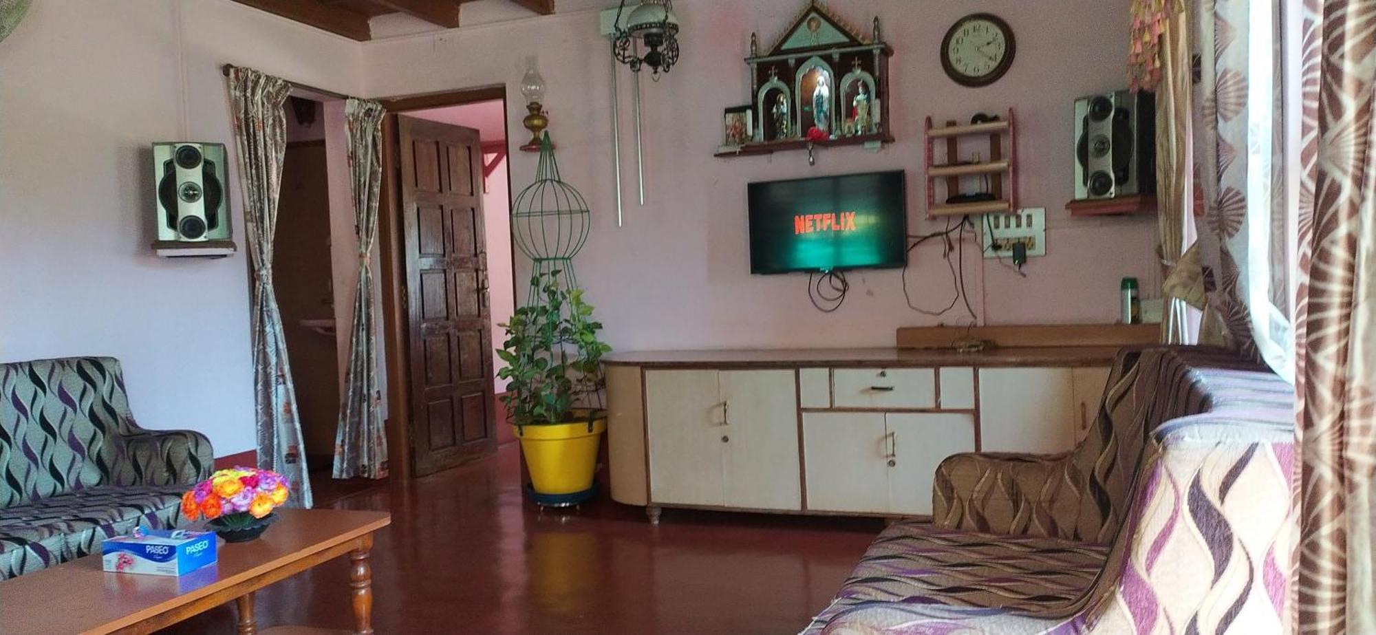 Runnin Airport - Homestay Gurpur Exterior photo